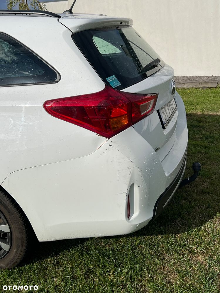 Toyota Auris - 4