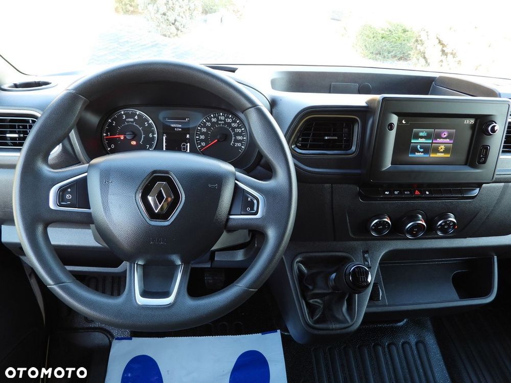 Renault MASTER KONTENER WINDA 8 PALET TEMPOMAT LEDY KLIMATYZACJA  145KM - 30
