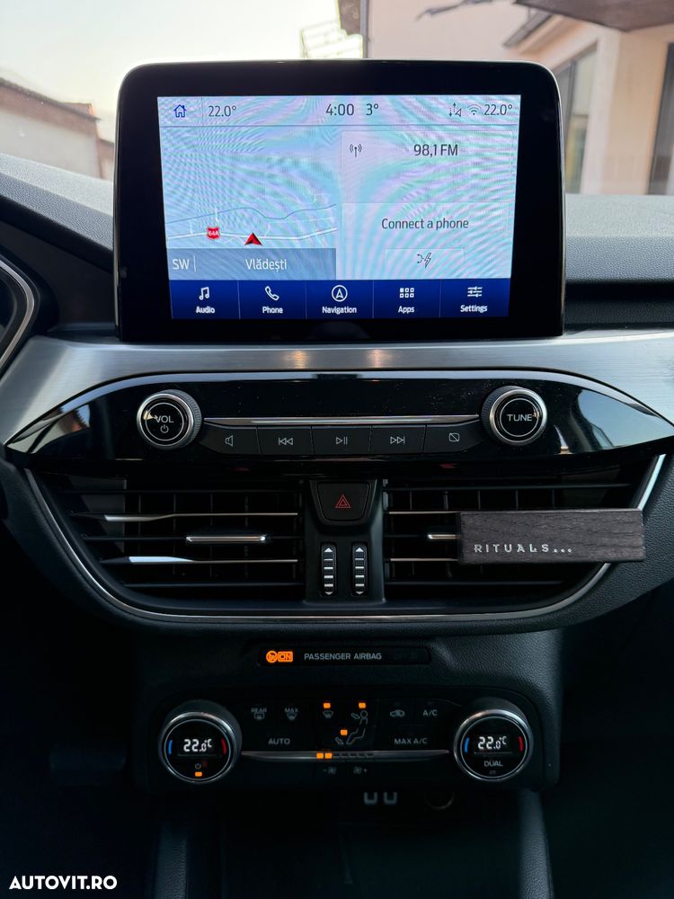 Ford Kuga 2.5 Duratec FHEV TITANIUM - 15