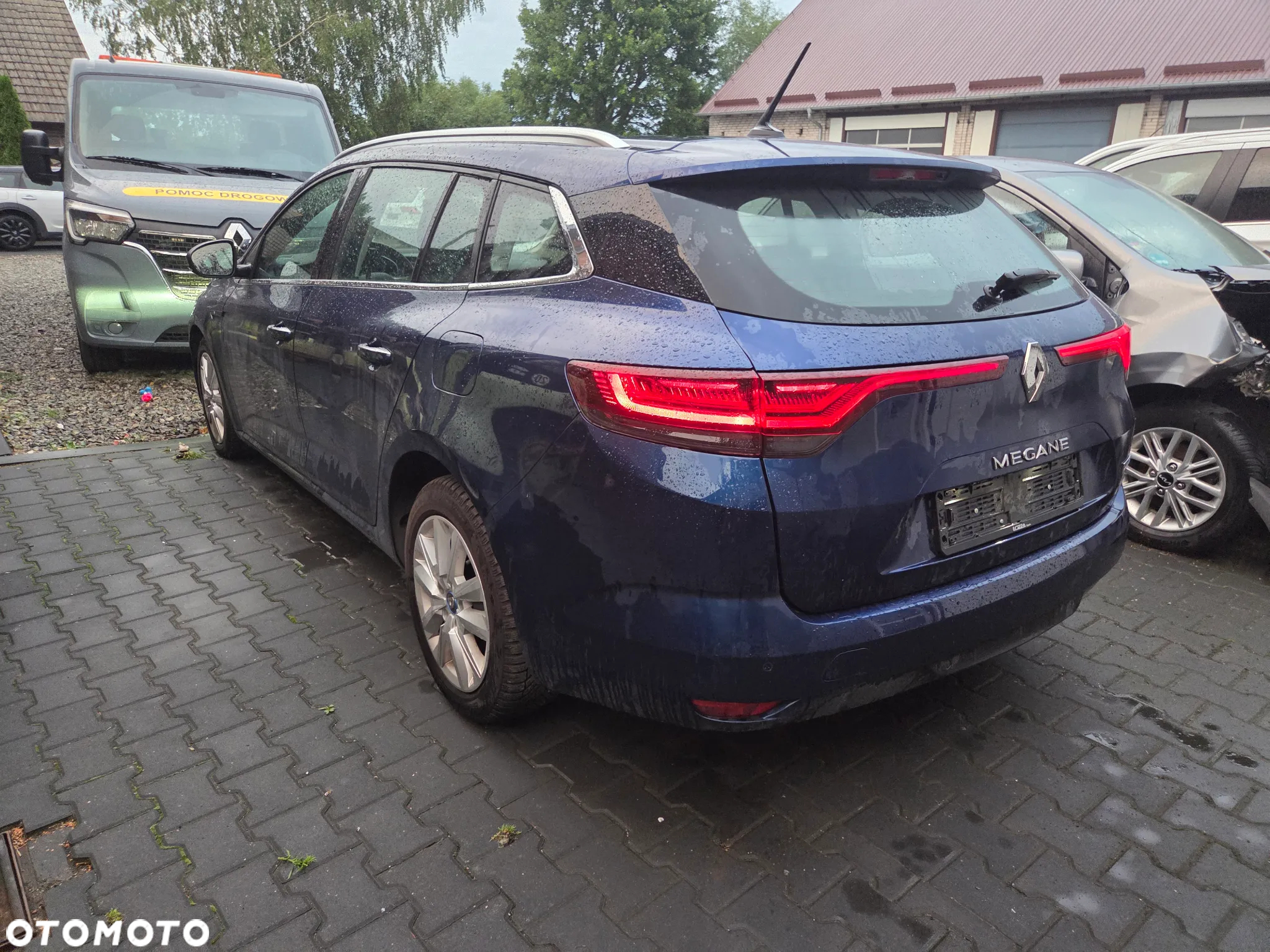Renault Megane Grandtour E-TECH Plug-in 160 ZEN - 4
