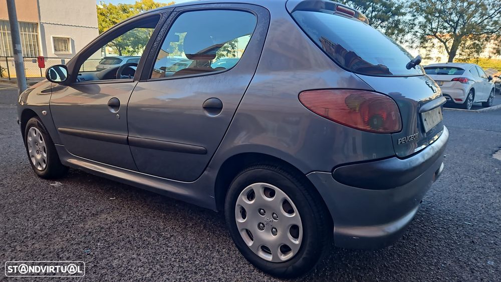 Peugeot 206 - 5