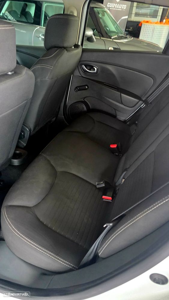 Renault Clio Sport Tourer 1.5 dCi GT Line - 12