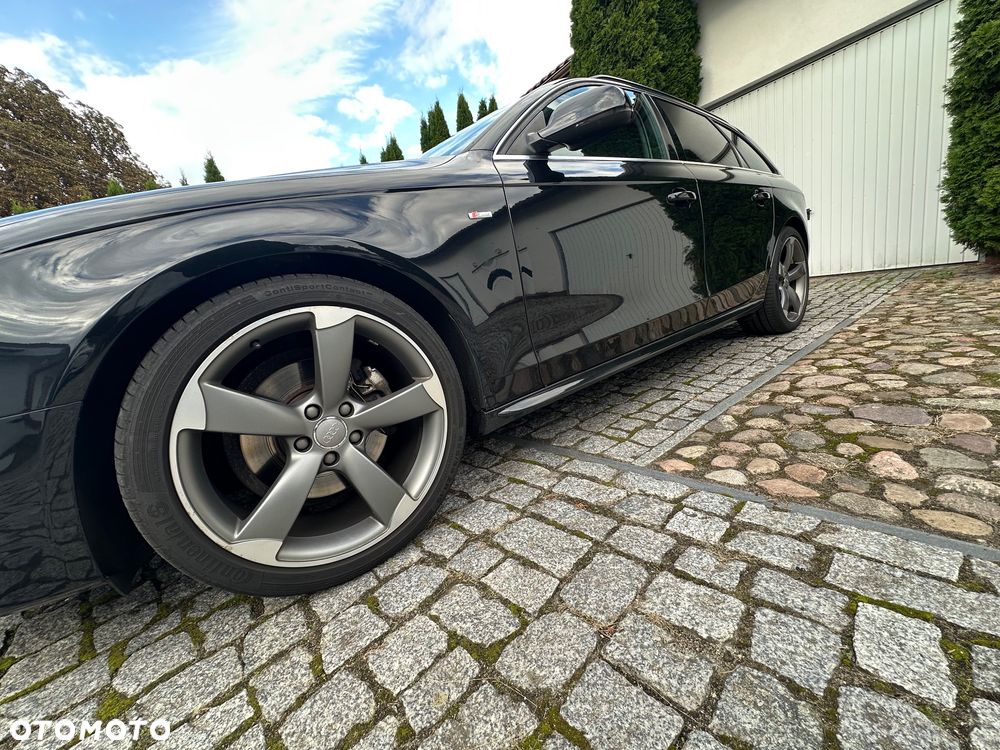 Audi A4 Avant 2.0 TDI DPF clean diesel multitronic S line Sportpaket - 24