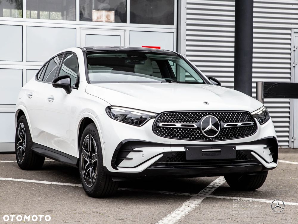 Mercedes-Benz GLC 220 d mHEV 4-Matic AMG Line - 4