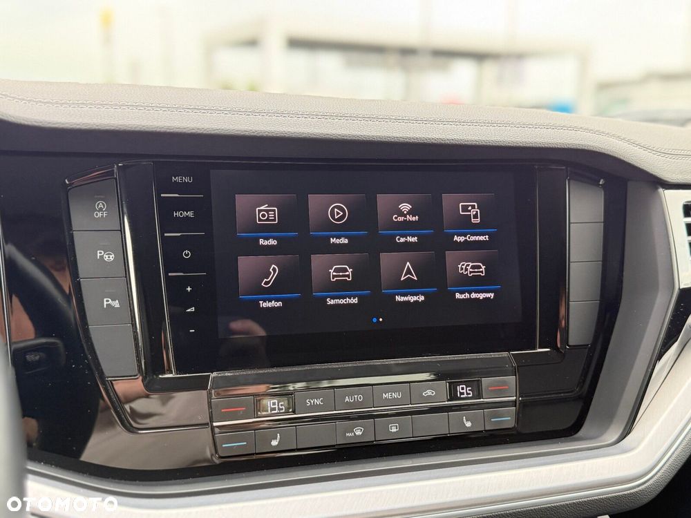 Volkswagen Touareg - 31