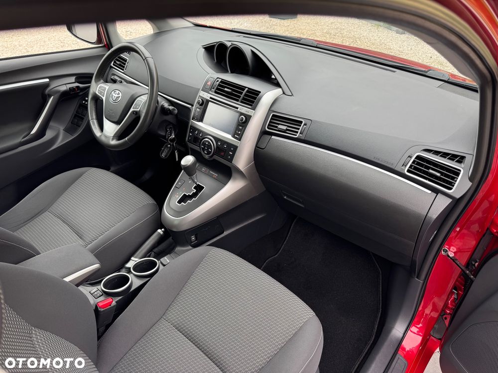 Toyota Verso 1.8 Premium MS 7os EU6 - 28