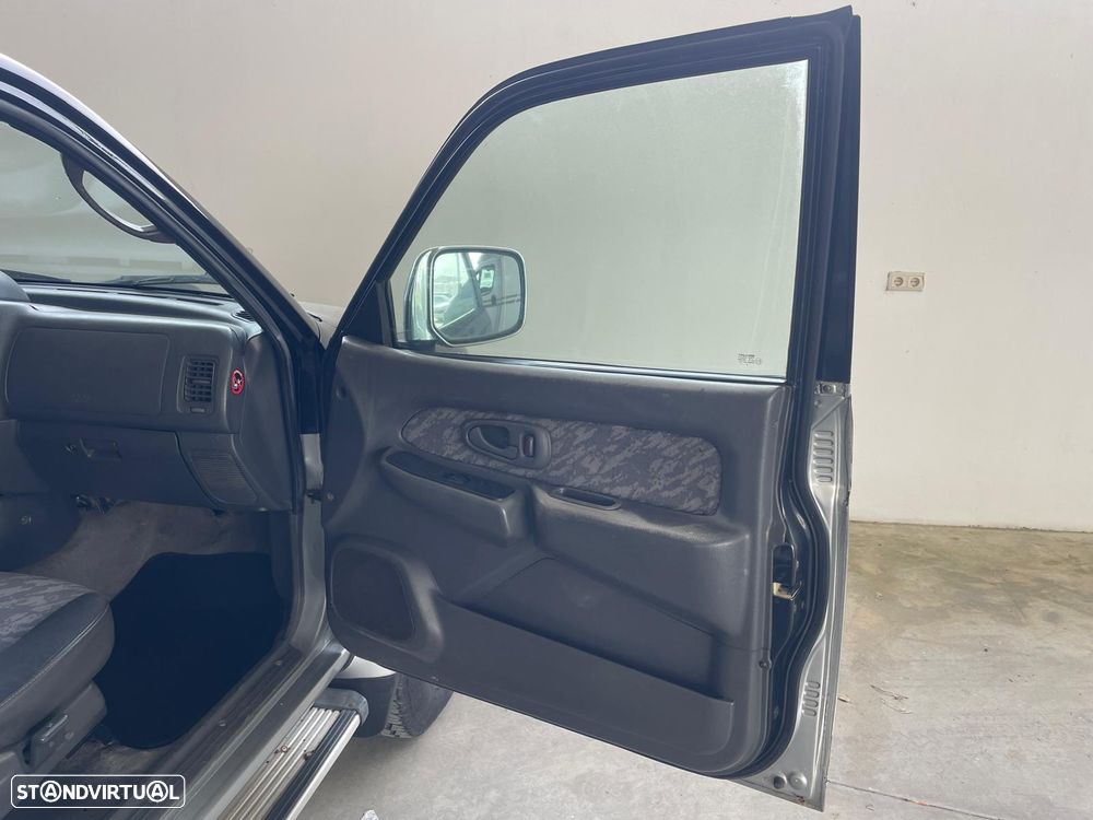 Mitsubishi L200 2.5 TD Strada CD - 13