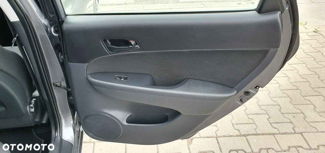Hyundai i30 - 24