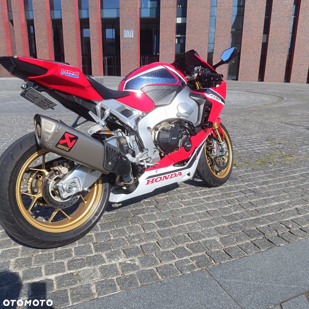 Honda CBR - 18