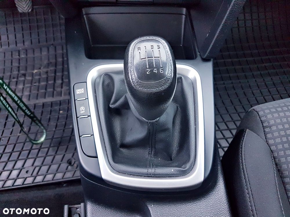 Kia Ceed 1.6 CRDi SCR M - 21