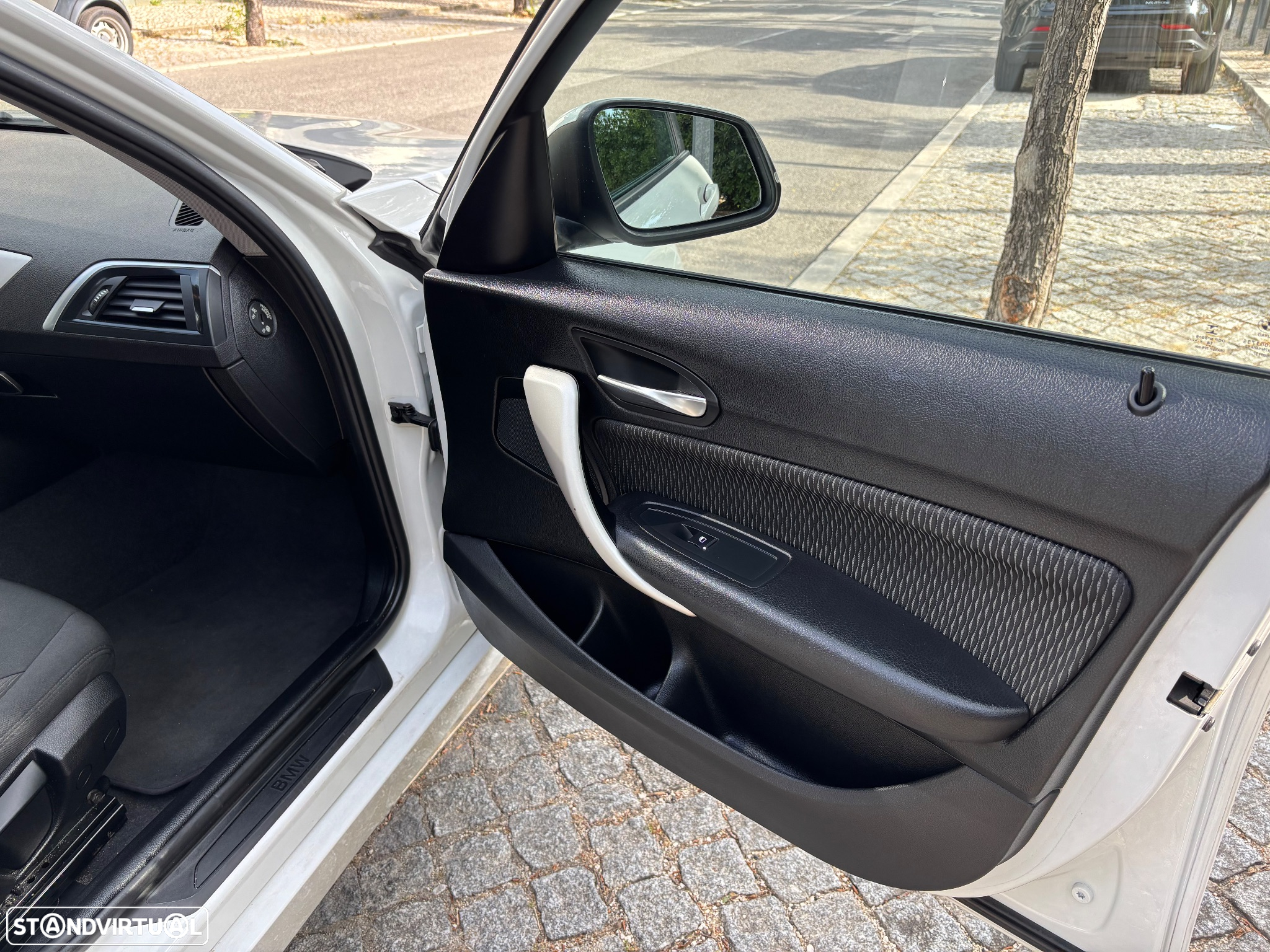 BMW 116 i Advantage - 17
