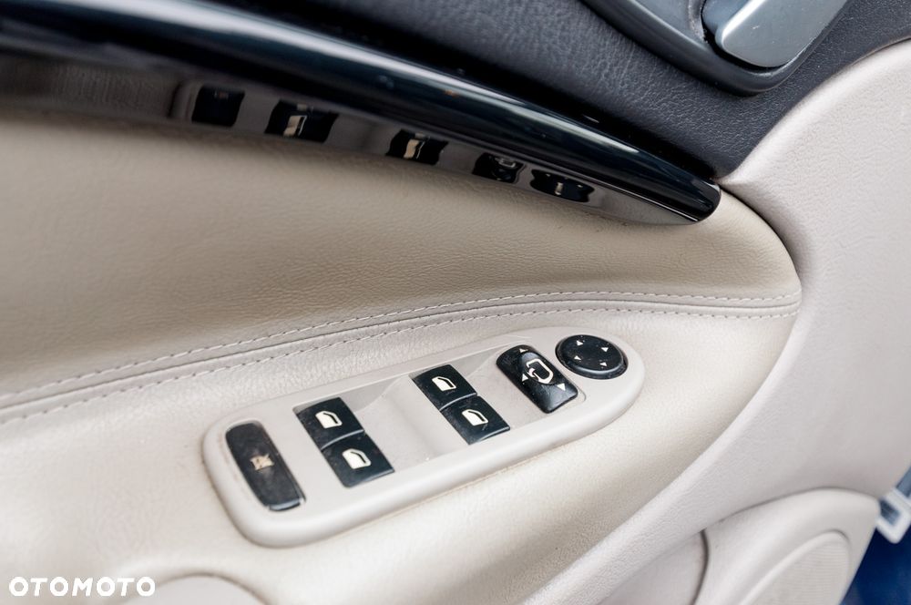 Citroën C5 II 2.2 HDi SX - 15