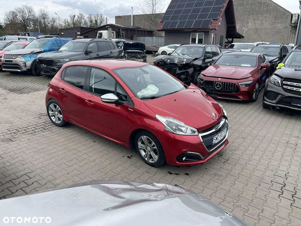 Peugeot 208 1.2 PureTech GPF Allure S&S - 2