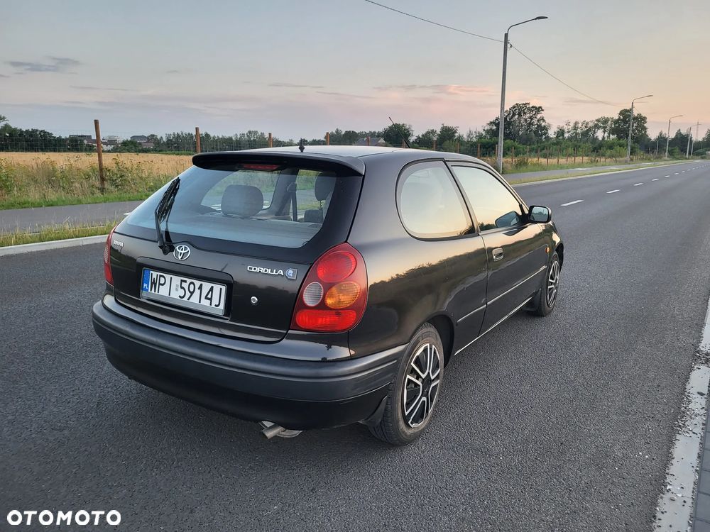 Toyota Corolla 1.4 - 8
