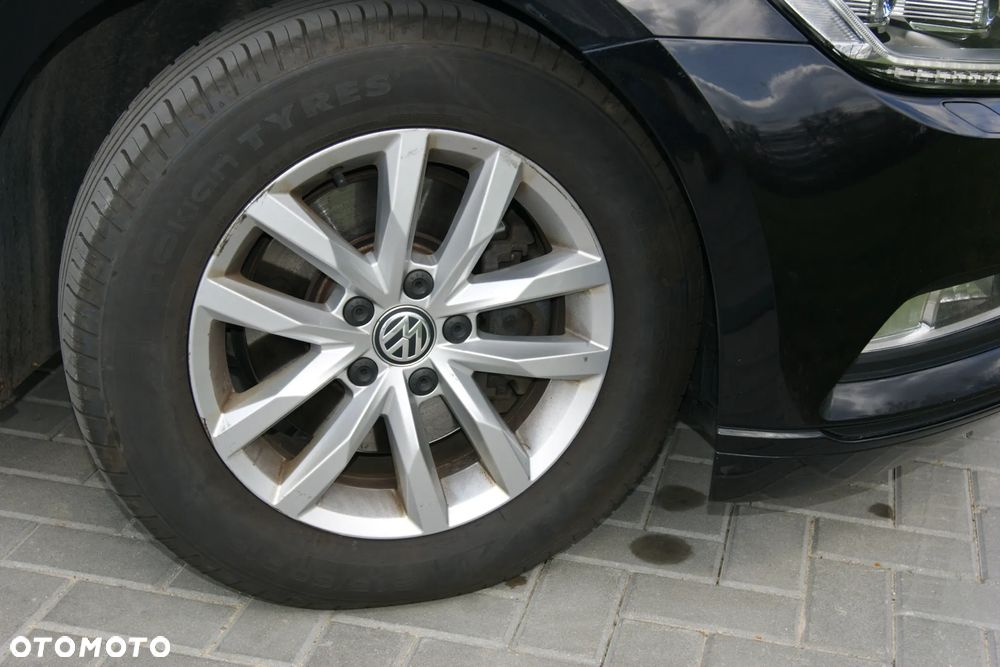 Volkswagen Passat 2.0 TDI BMT Comfortline - 12