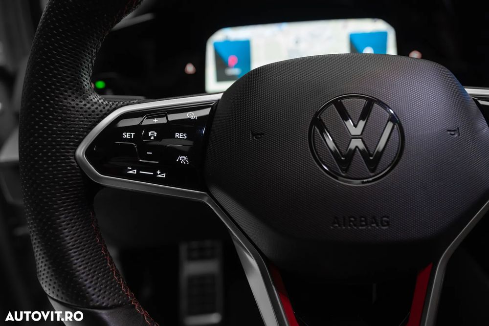 Volkswagen Golf 2.0 TSI DSG GTI - 23