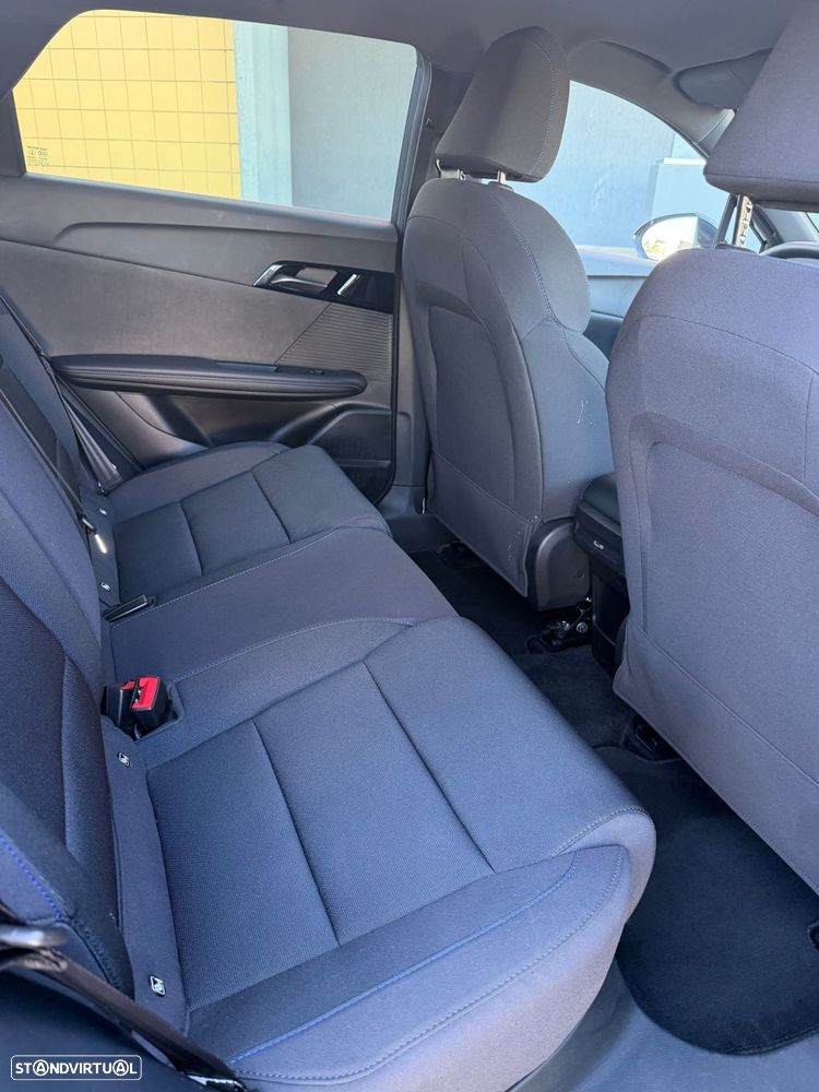 MG MG4 64 kWh Luxury - 20