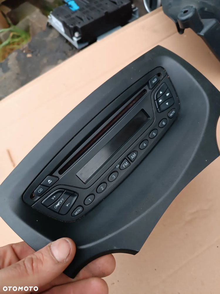 Radio Cd Ford KA 2 7355597070 Delphi - 2