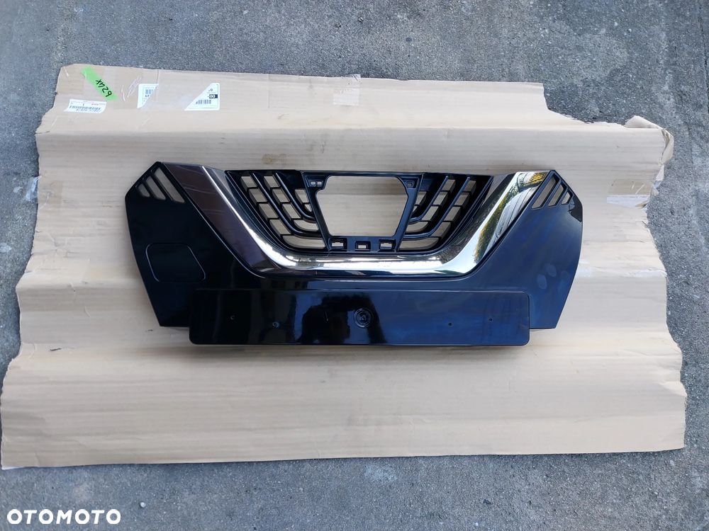 Nissan Micra K14 16-18 Atrapa Grill Oryginał IDEALNA