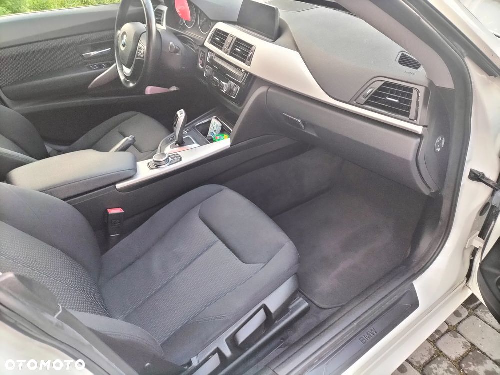 BMW 3GT 320d xDrive - 17