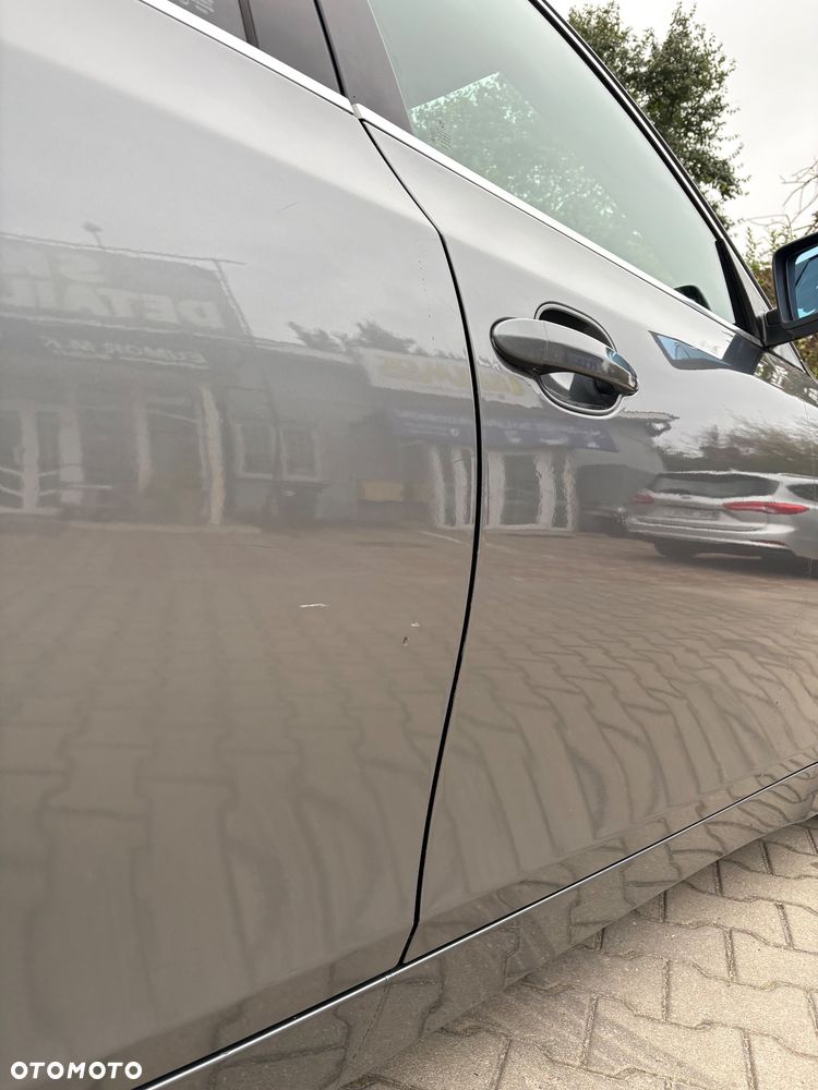 BMW Seria 5 525d - 10