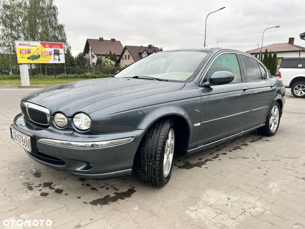 Jaguar X-Type - 1