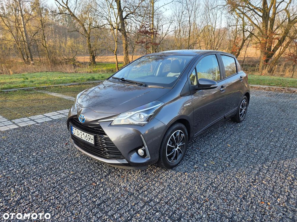 Toyota Yaris 1.5 VVT-i Team Deutschland - 9