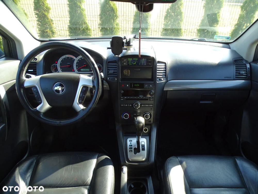 Chevrolet Captiva 2.0 d LT high (deu) - 3