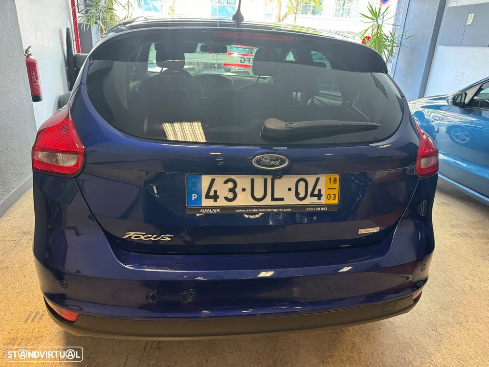 Ford Focus 1.0 EcoBoost Titanium - 6