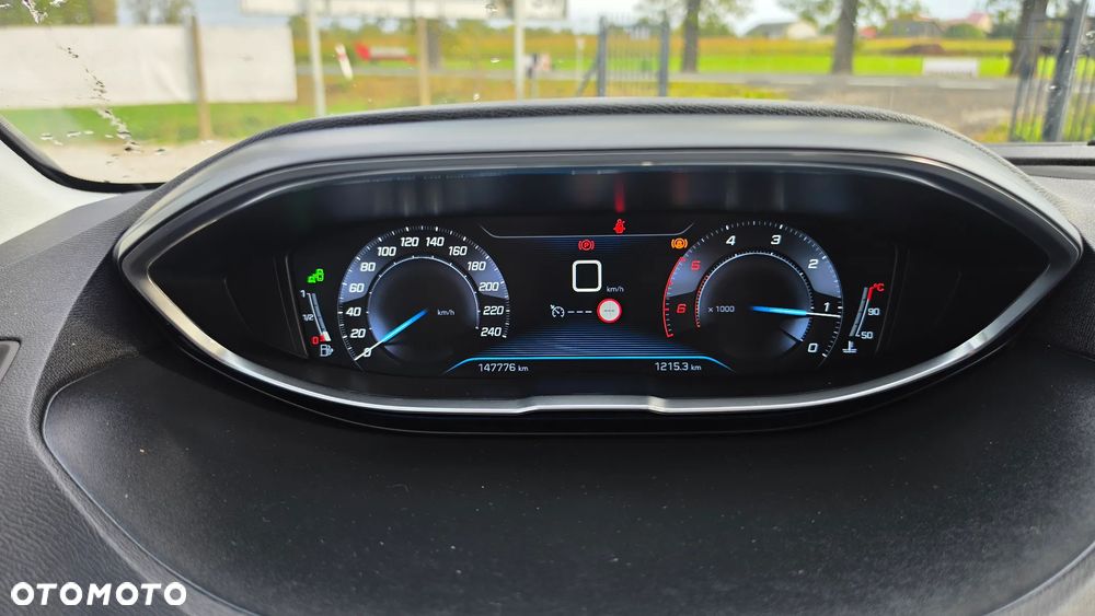 Peugeot 5008 1.5 BlueHDI Crossway S&S - 23