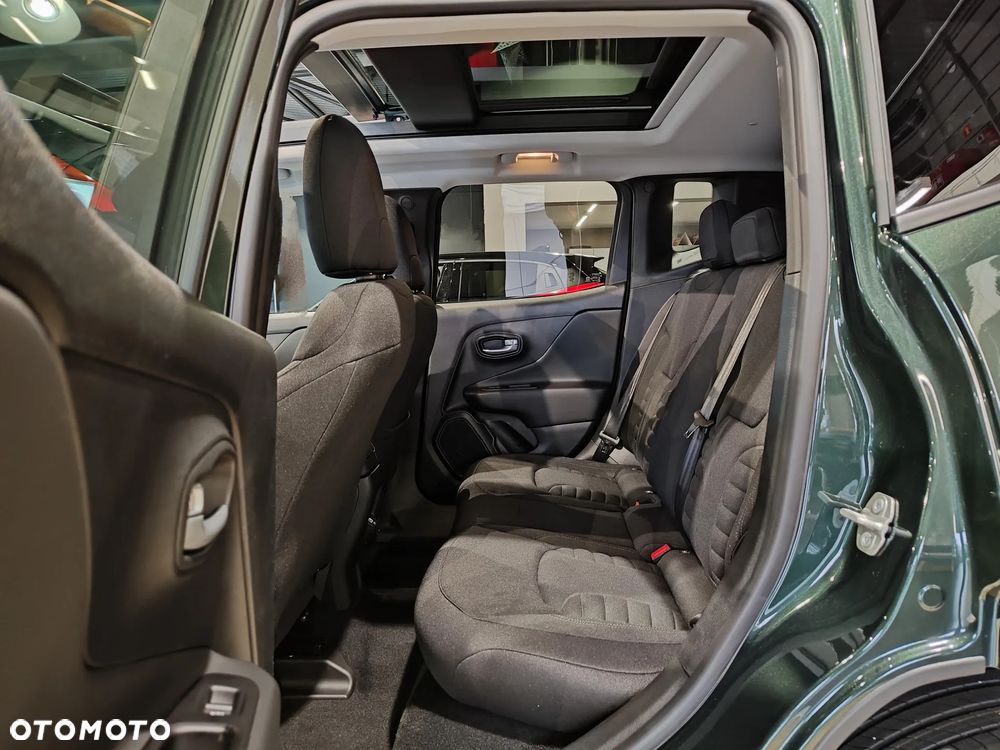 Jeep Renegade 1.5 T4 mHEV Altitude FWD S&S DCT - 8