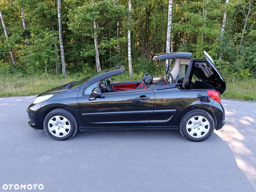 Peugeot 207 CC - 17