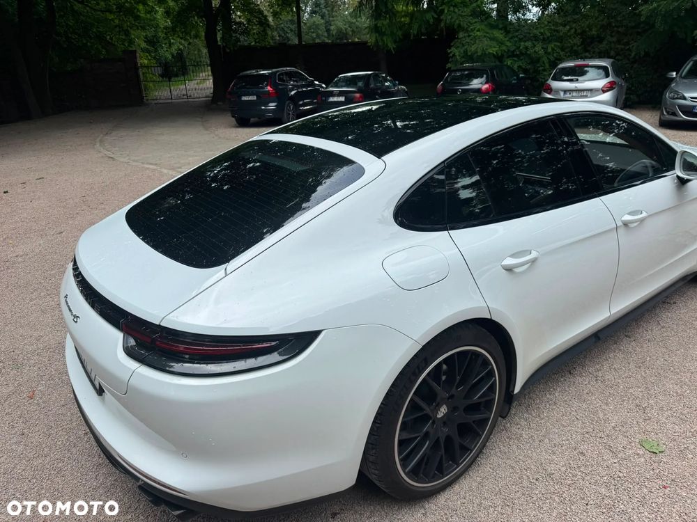 Porsche Panamera - 5
