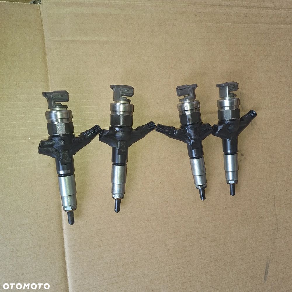 WTRYSK WTRYSKI SUBARU IMPREZA III 2.0 D 16613AA020 DENSO 7890 01L01952 - 3