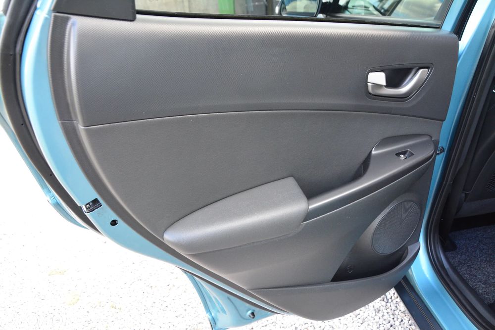 Hyundai Kona 1.6 T-GDI DCT 4WD Premium - 17