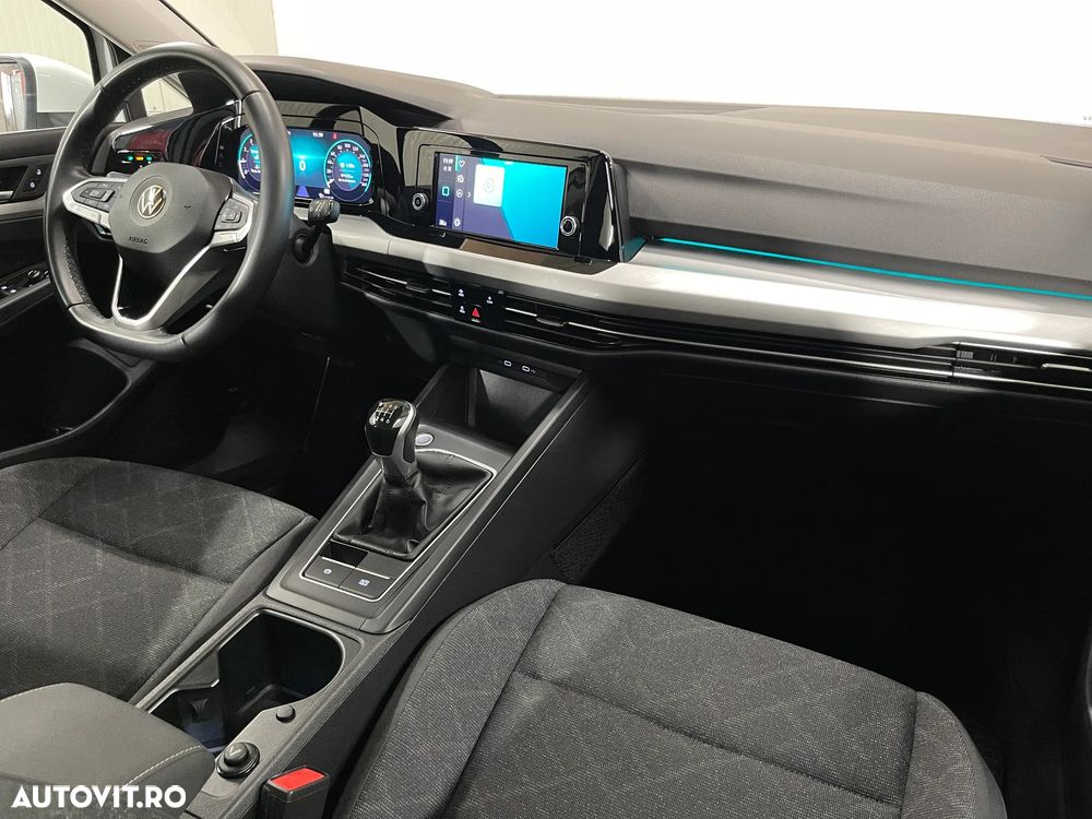 Volkswagen Golf 1.5 TSI ACT Life - 10