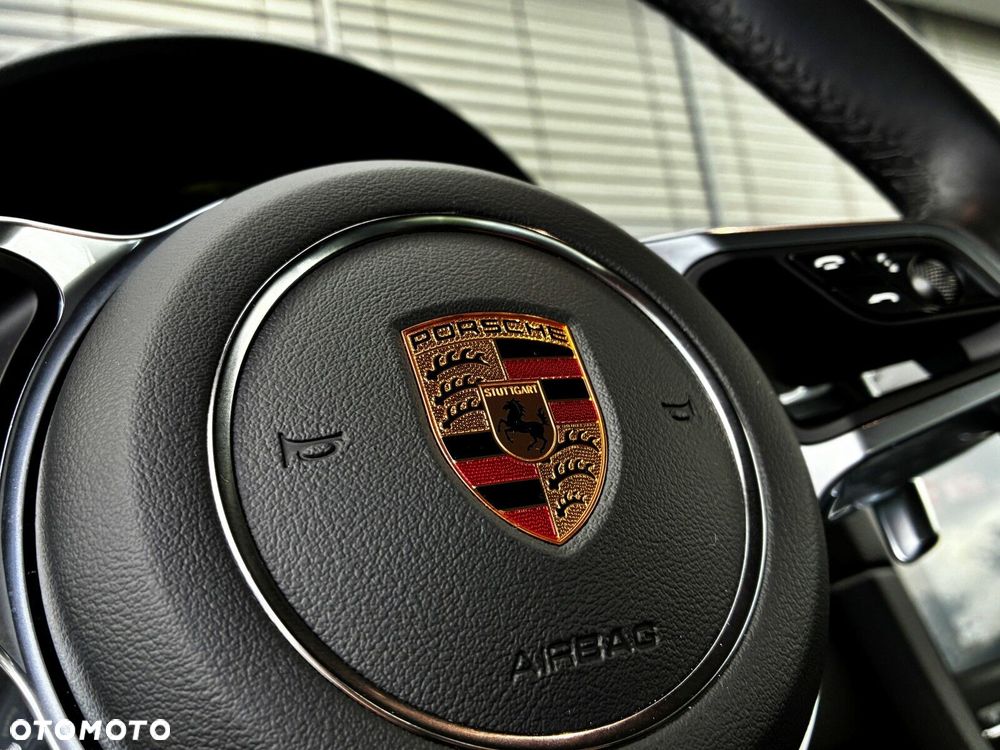 Porsche 718 Cayman - 27