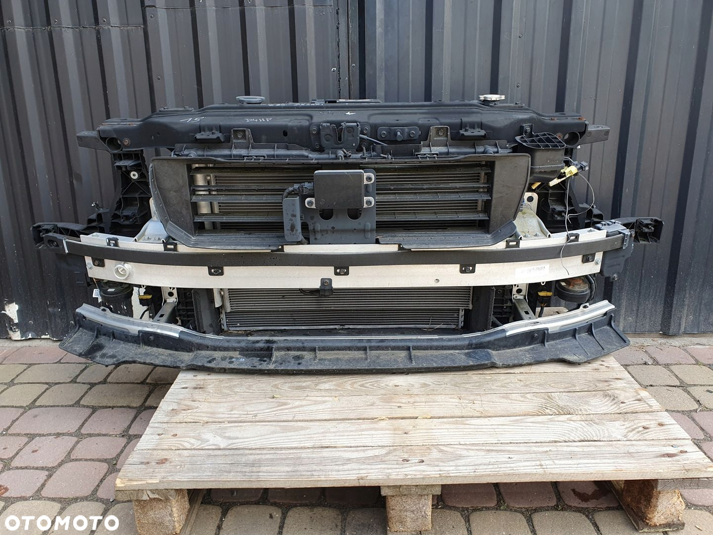 HYUNDAI GENESIS PAS PRZEDNI CHŁODNICE G80 2.2 CRDI - 2