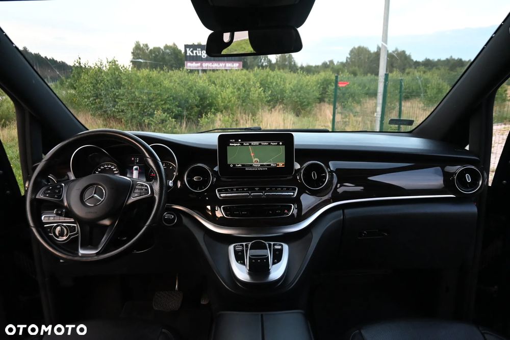 Mercedes-Benz Klasa V 300 d 4-Matic Avantgarde 9G-Tronic (d³ugi) - 26