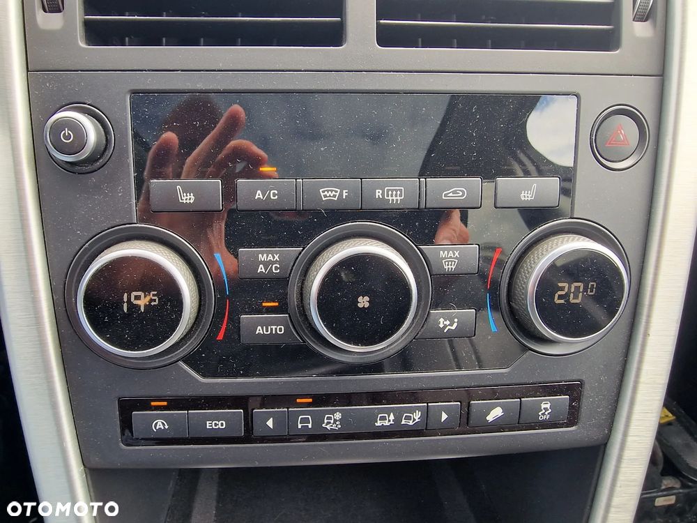 Land Rover Discovery Sport TD4 SkyView Edition - 10