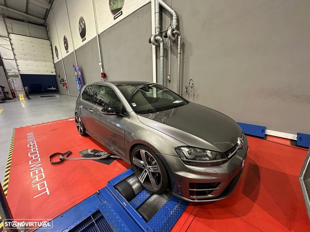 VW Golf R 4Motion BlueMotion DSG - 7