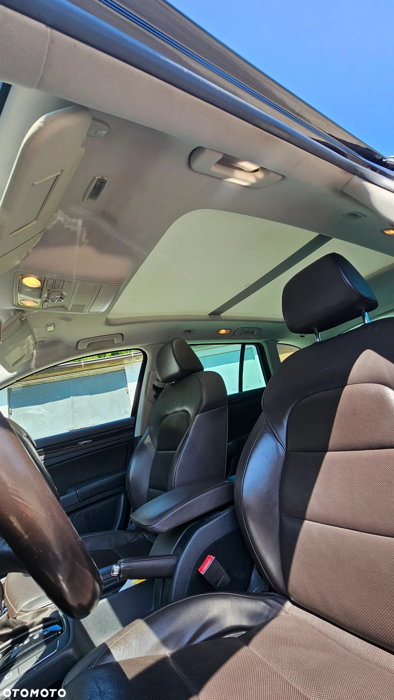 Skoda Superb 2.0 TDI L&K DSG - 19