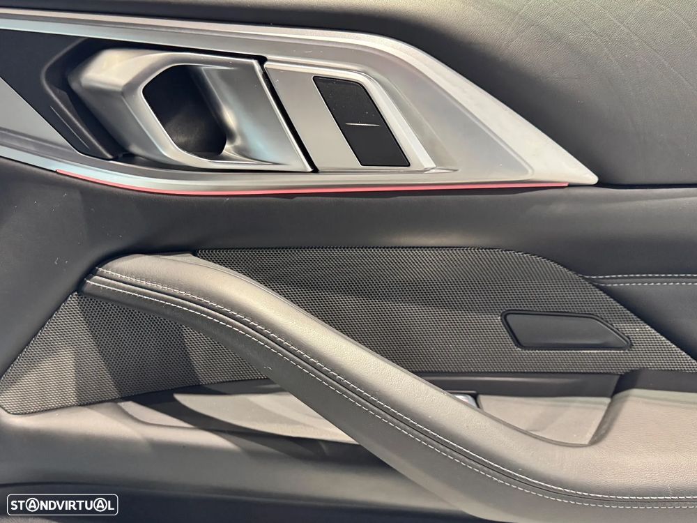 BMW M4 Competition - 16