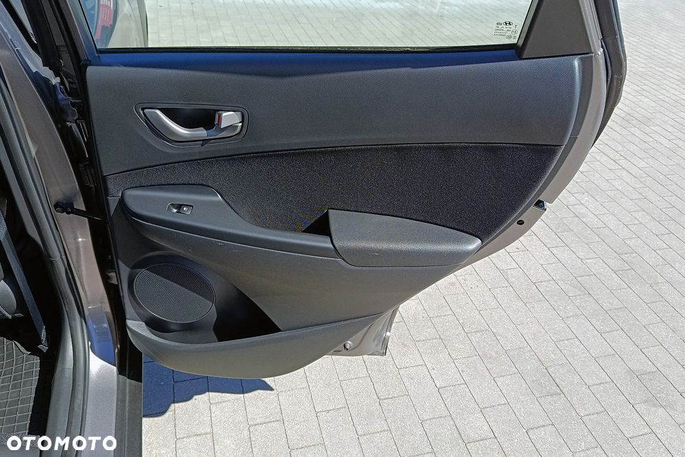 Hyundai Kona - 34