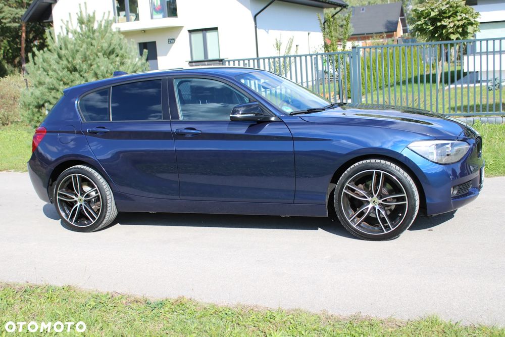 BMW Seria 1 120d Sport Line - 9