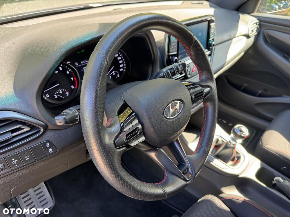 Hyundai i30 1.5 T-GDI 48V-Hybrid N-Line - 18
