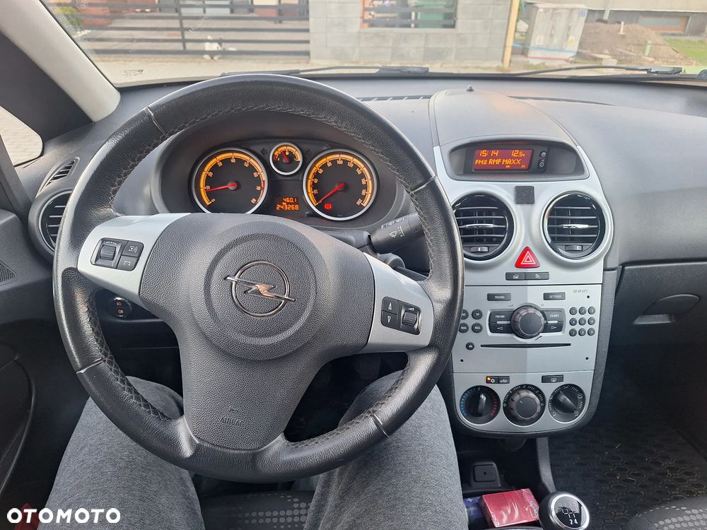 Opel Corsa 1.2 16V Enjoy - 5