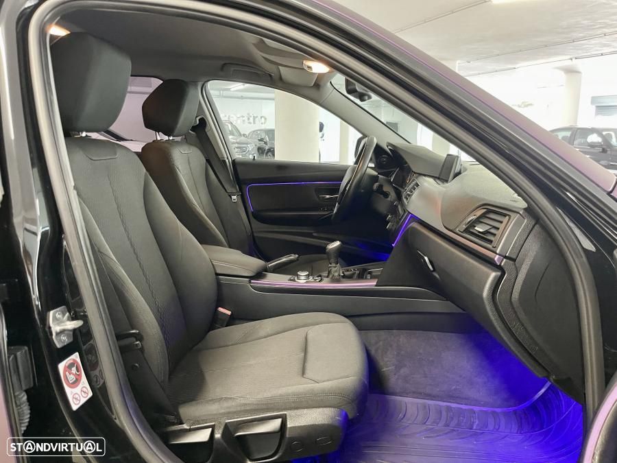 BMW 320 d Touring ED Advantage - 25