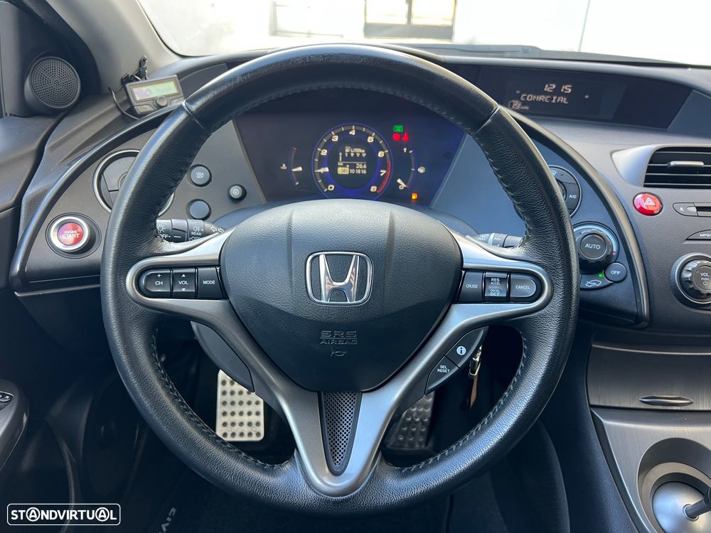 Honda Civic 1.4 i-VTEC Sport - 23