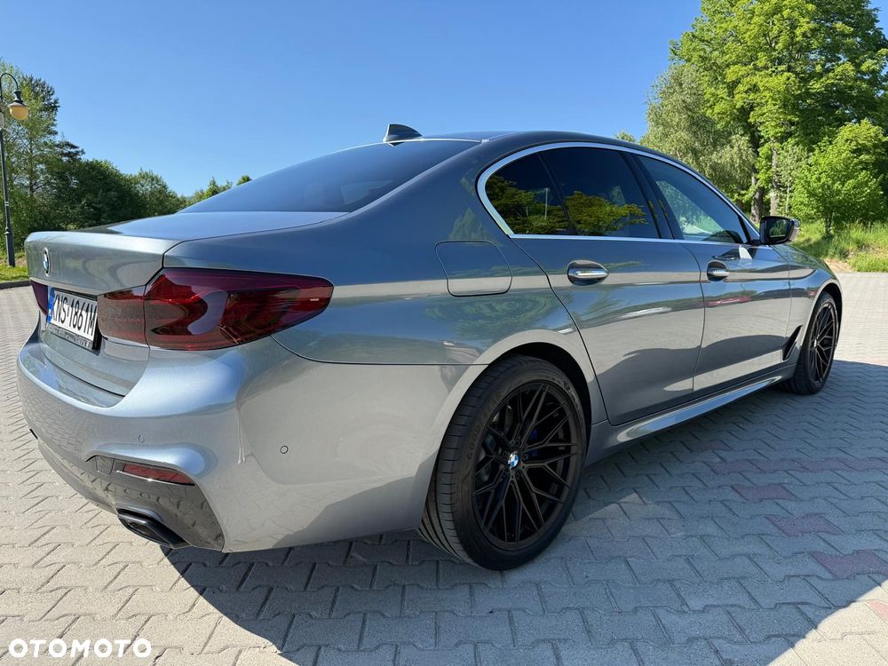 BMW Seria 5 520d xDrive - 13